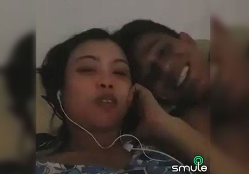 Hadeuh cewek ini karaoke di Smule sambil ehm ehm, alhasil jadi uh ah