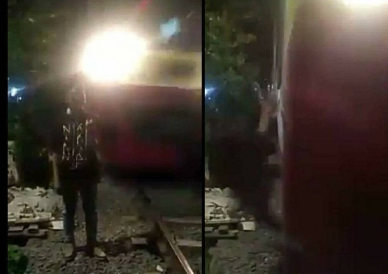 Demi bikin video kekinian remaja ini kehilangan nyawa tersambar kereta dan kini videomu berhasil viral dek 3