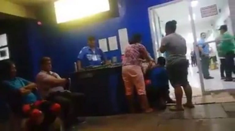 Viral video keluarga pasien teriak teriak di rumah sakit diduga terkendala biaya hingga bocah ini meninggal dunia min