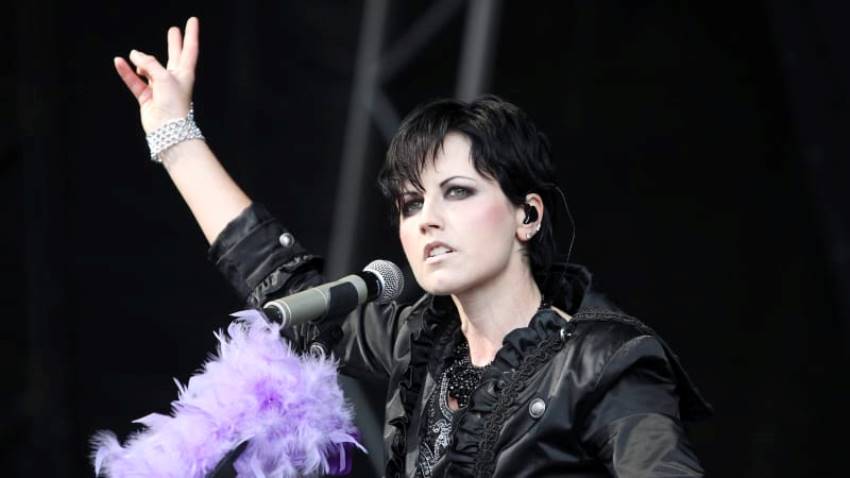 Dolores O'Riordan meninggal dunia, penyebab kematiannya masih misterius