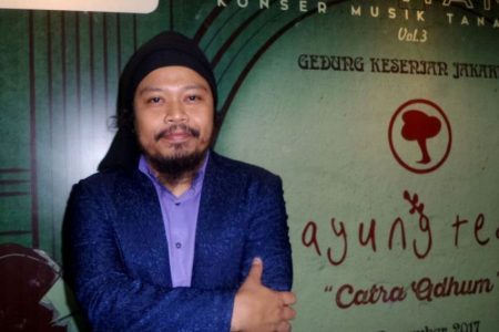 Hengkang dari Payung Teduh Mohammad Istiqamah Djamad jalani solo karier
