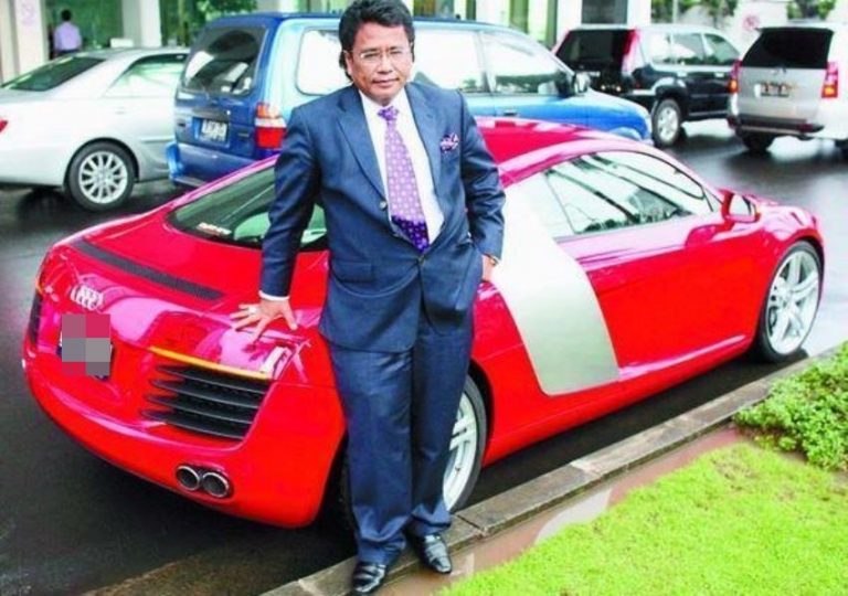 Tajir melintir ternyata begini kondisi rumah Hotman Paris waktu kecil