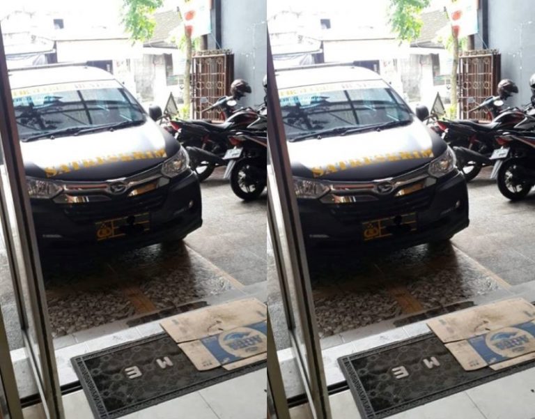 Terima laporan curanmor polisi minta operator warnet periksa rekaman CCTV videonya malah bikin ngakak