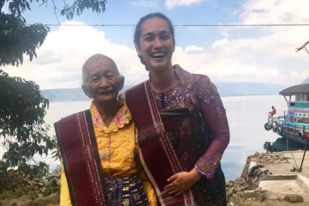 Terbang dari Bali ke Sumatera Utara Alexandra Gottardo akhirnya bertemu nenek Saulina