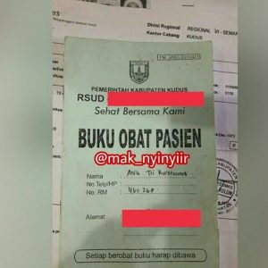 Heboh video emak-emak gigit polisi, ternyata si ibu alami gangguan jiwa, ini buktinya!