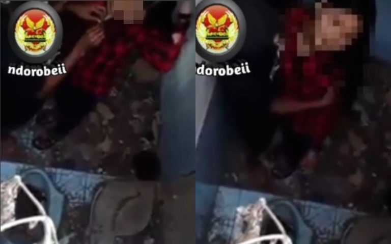 Tercyduk pasangan remaja ini terekam kamera lagi asyik beginian di bangunan bekas toilet