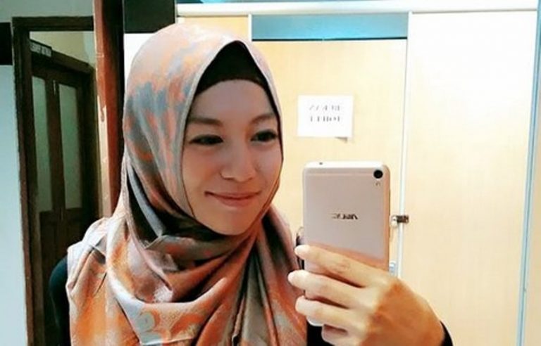 Ditinggal ayah pergi untuk selamanya Ayumi putri Chef Harada putuskan berhijab