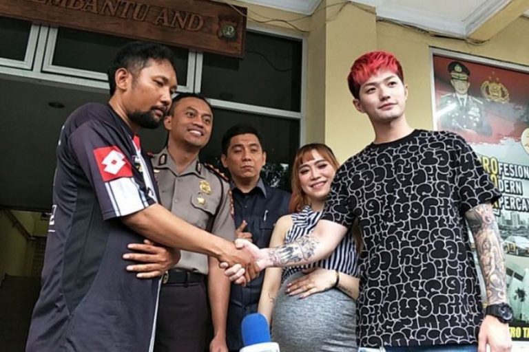 Pelaku perusak mobilnya minta maaf Lee Jeong Hoon malah dapat cacian