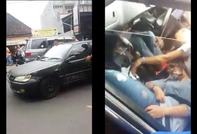 Tiba tiba berhenti di tengah jalan pengendara mobil ini kejang kejang diduga keracunan makanan