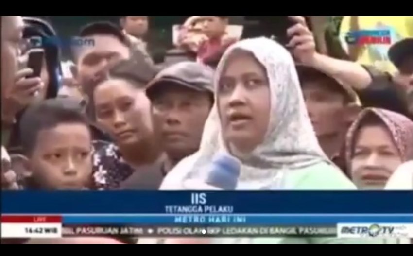 Ceritakan kronologi ledakan bom di Pasuruan, gaya bicara ibu ini bikin galfok, saya kira ban mbeledos!