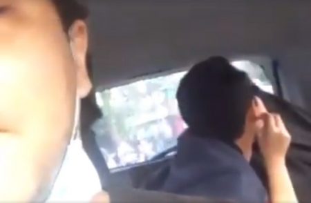 Video viral Supir taksi online rekam penumpangnya mesum di mobil netizen geram