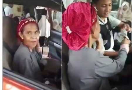 Meski sudah tua nenek ini masih giat bekerja sebagai driver taksi online kegigihannya ini bikin netizen kagum