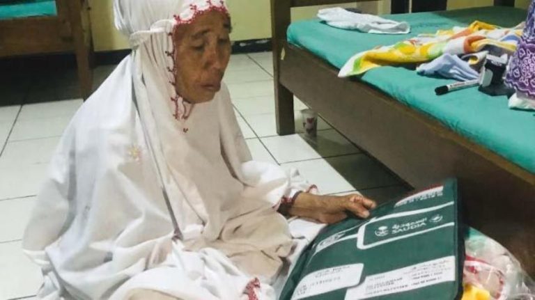 Kisah penjual kacang Rp 500 asal Probolinggo Naik haji