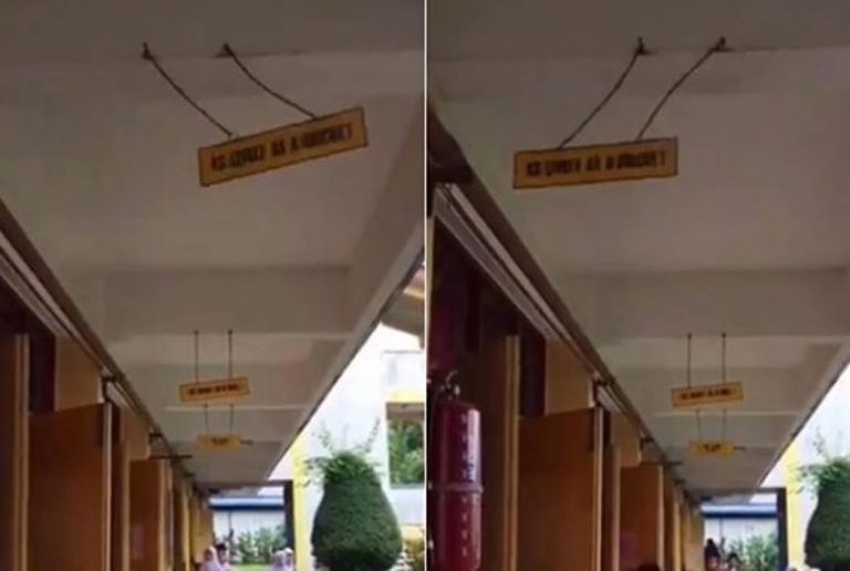 Viral video papan petunjuk kelas bergoyang sendiri bikin netizen bertanya tanya