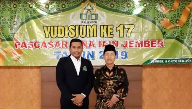 Kisah inspiratif driver ojol lulus S2 dengan predikat Cum Laude