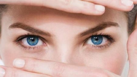 Tips menjaga kesehatan mata secara alami