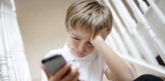 Bahaya gadget bagi anak yang sering diabaikan