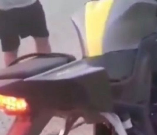 Viral video detik-detik penemuan motor misterius dan pistol yang gegerkan warga Bekasi