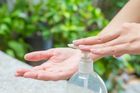 Cara membuat hand sanitizer sendiri di rumah menggunakan bahan alami